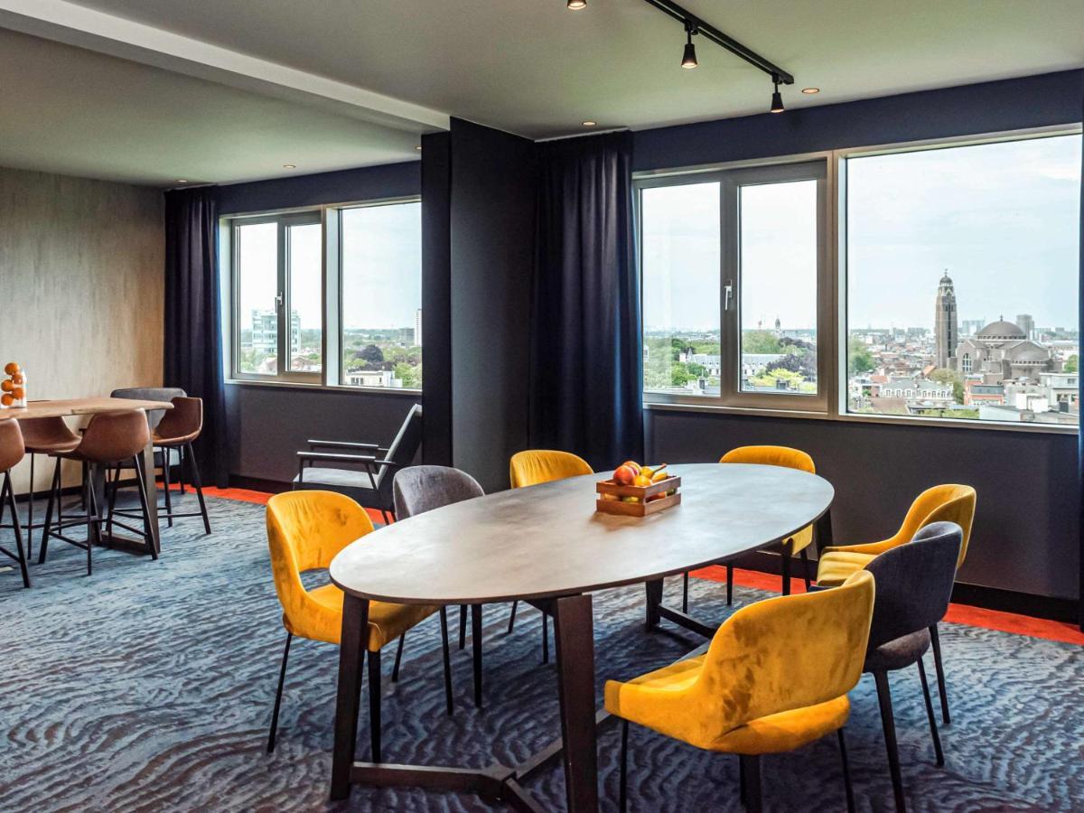 Mercure South
