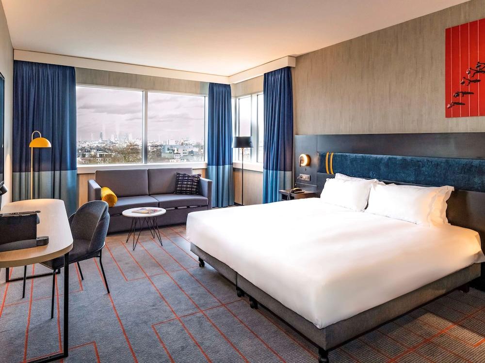 Mercure South